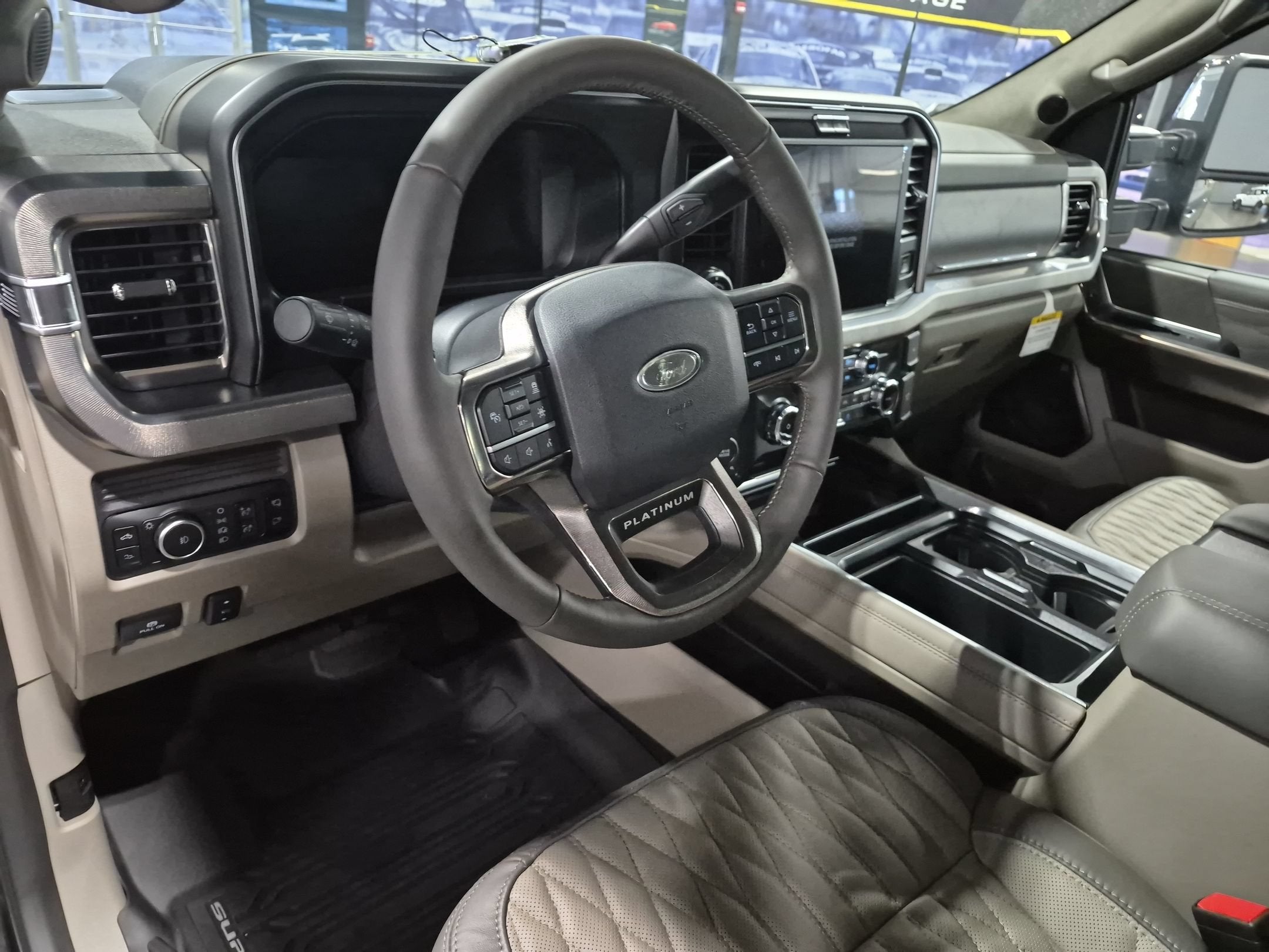 2026 Ford Super Duty F-350 SRW Platinum