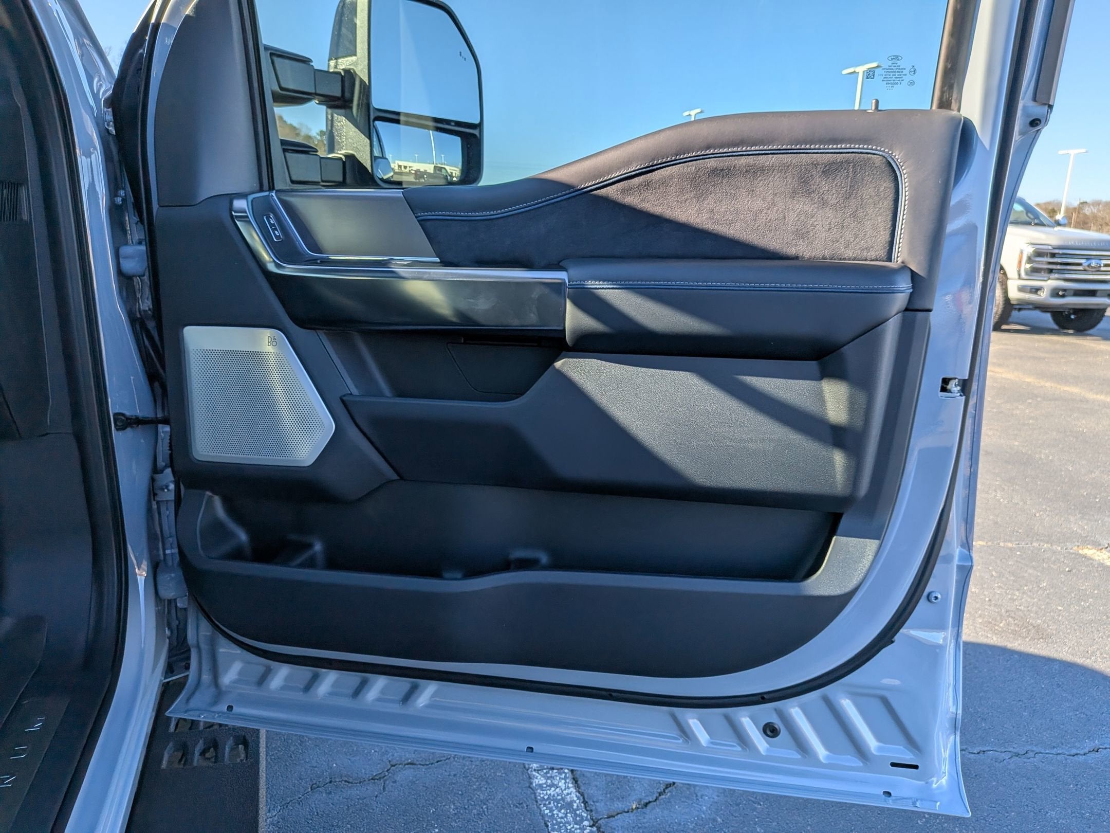 2026 Ford Super Duty F-350 SRW Platinum