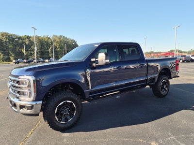 2027 Ford Super Duty F-350 SRW XLT