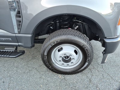 2026 Ford Super Duty F-350 DRW XL