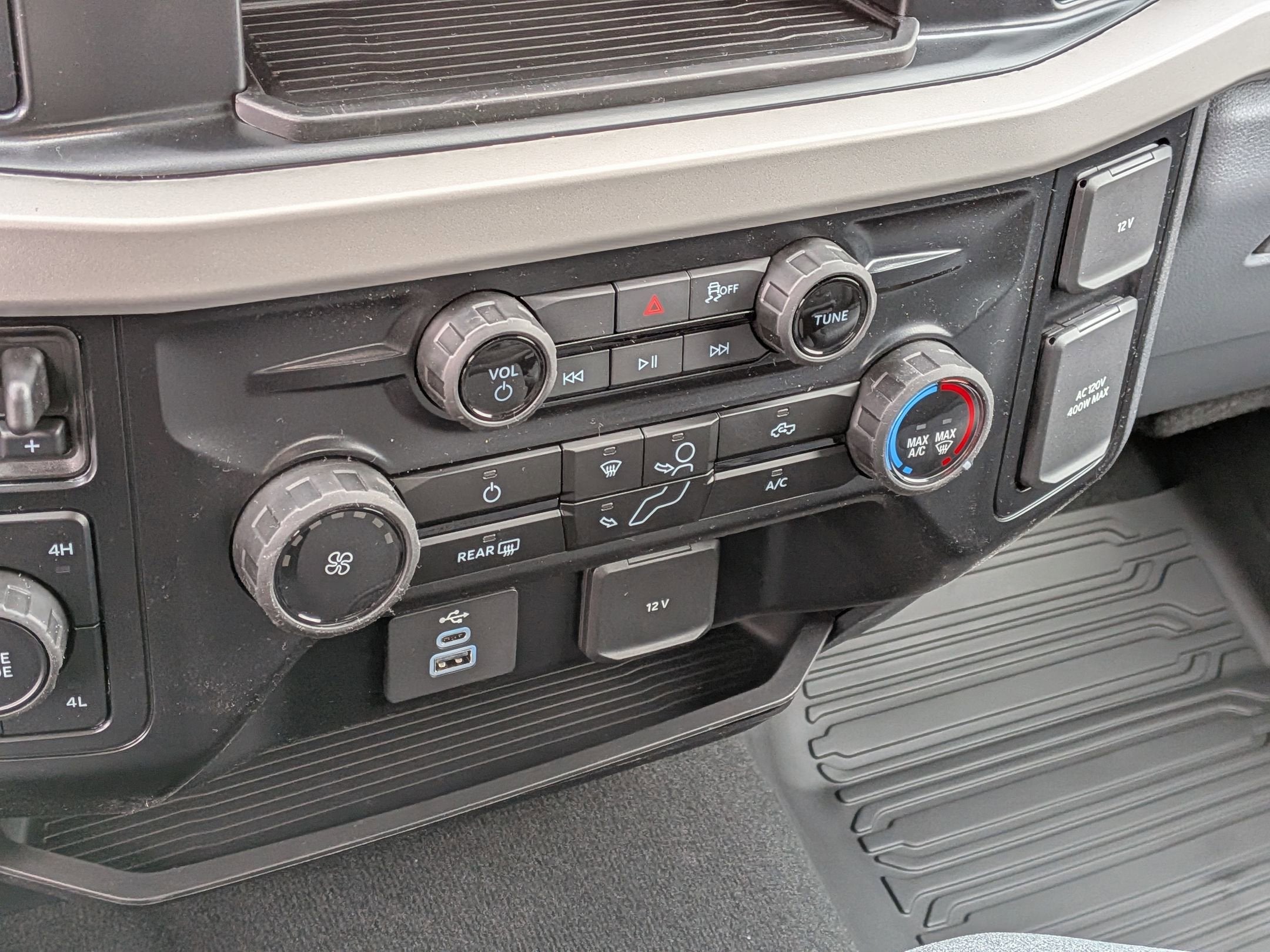 2026 Ford Super Duty F-450 DRW XLT