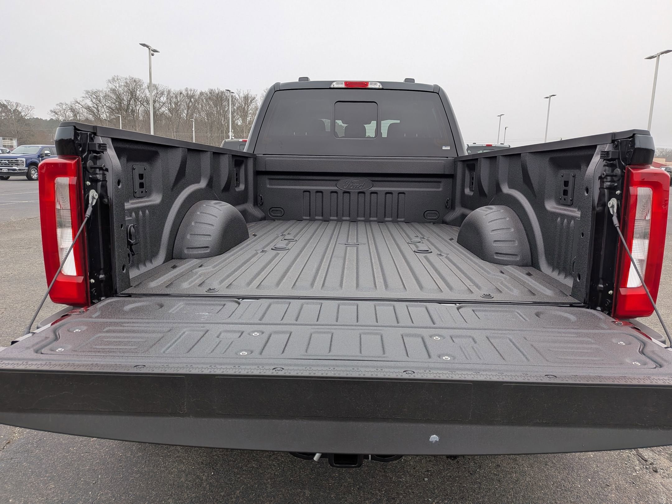 2026 Ford Super Duty F-450 DRW XLT