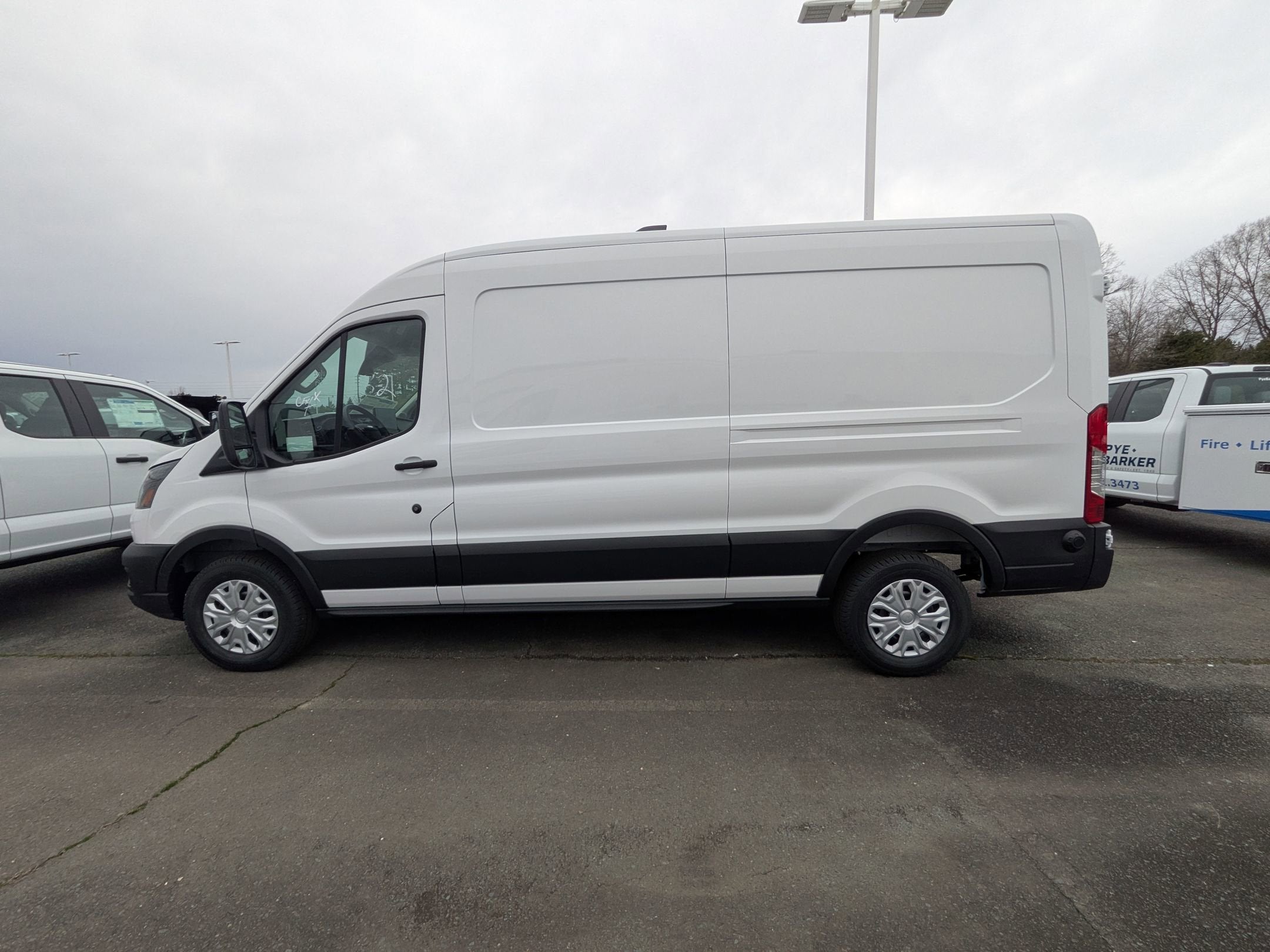 2026 Ford Transit Cargo Van Base