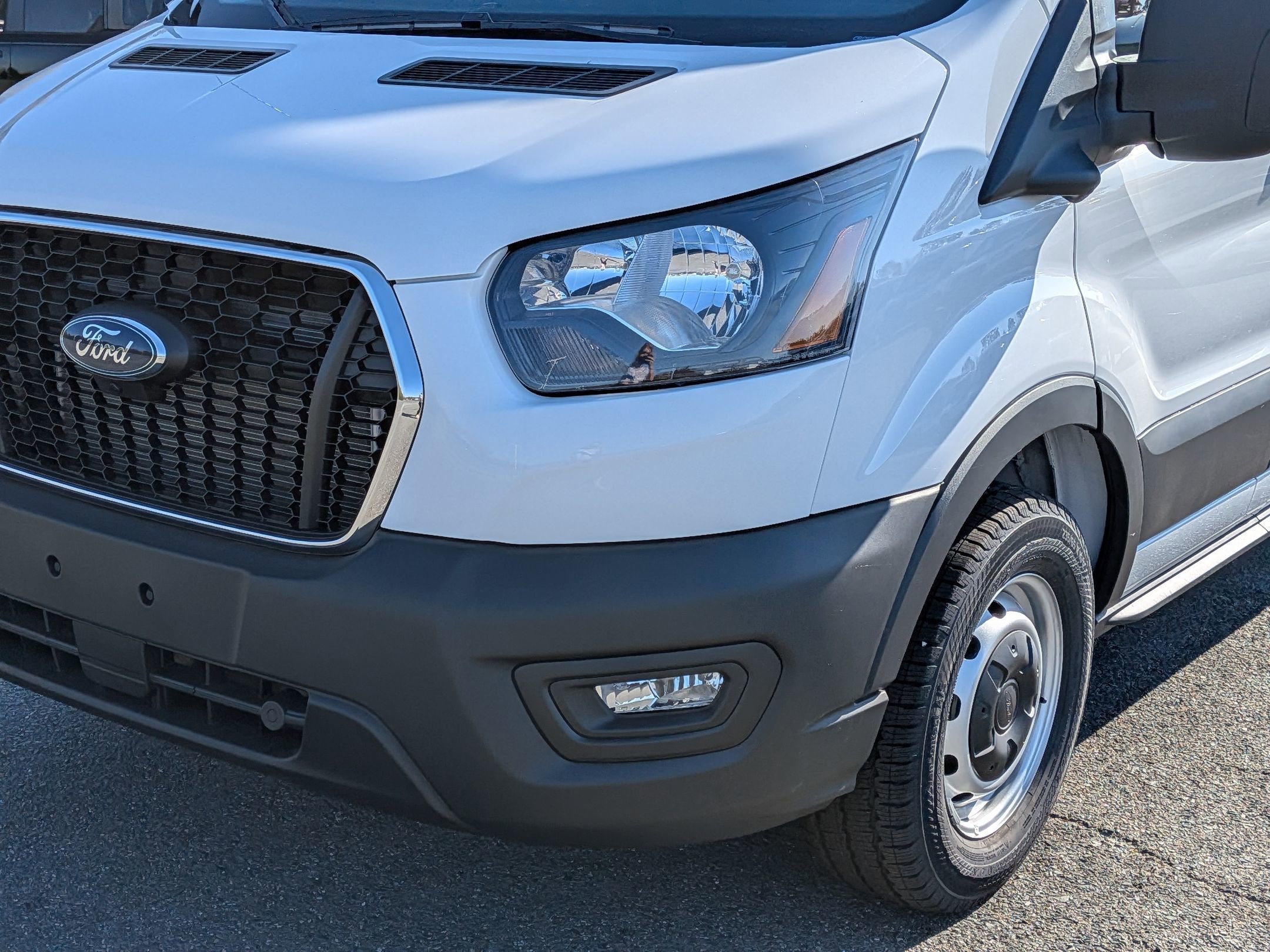 2025 Ford Transit Cargo Van Base