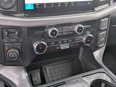 2026 Ford F-150 XLT - 6" lift custom wheels,Leather