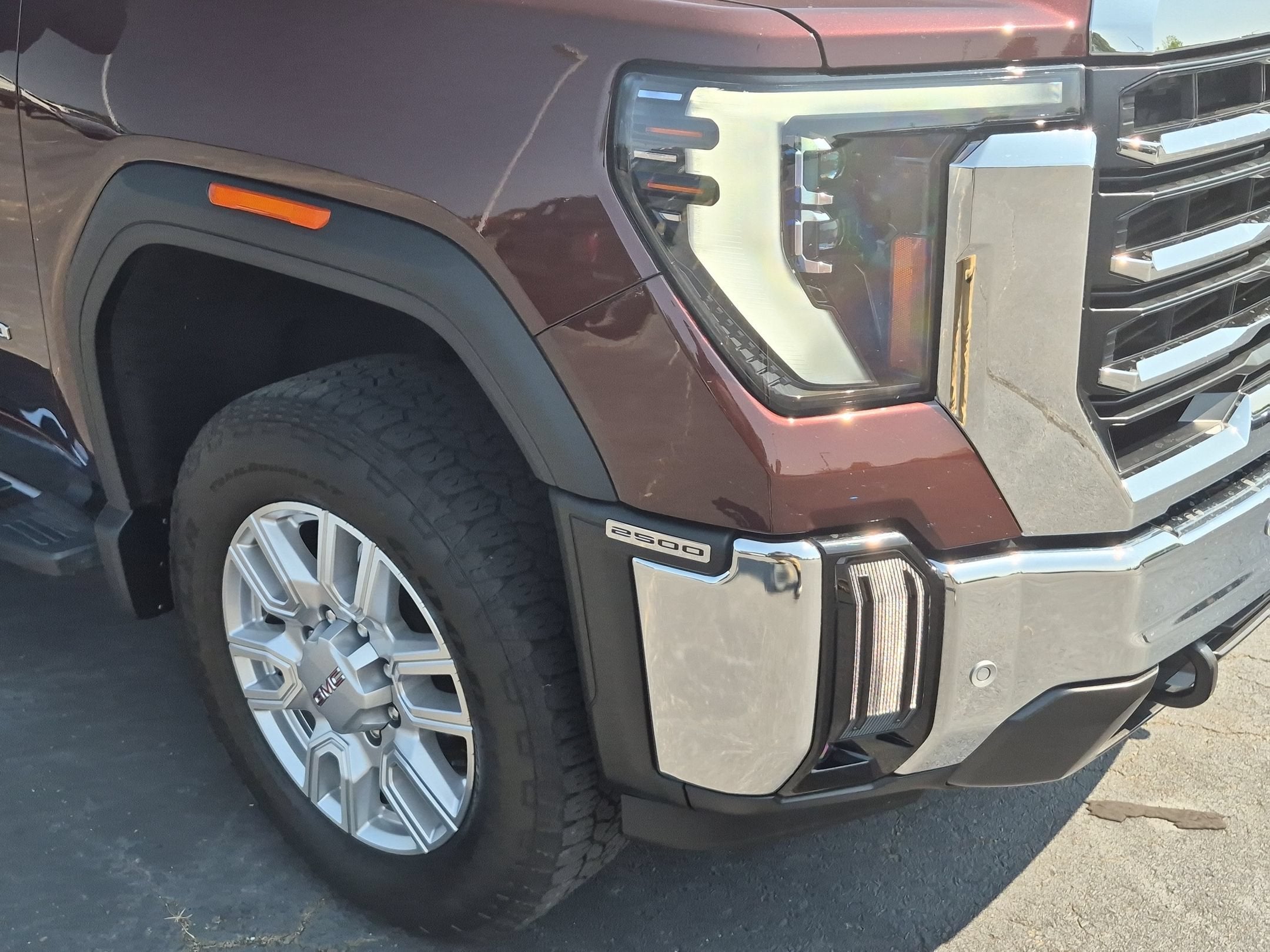 2024 GMC Sierra 2500HD SLT