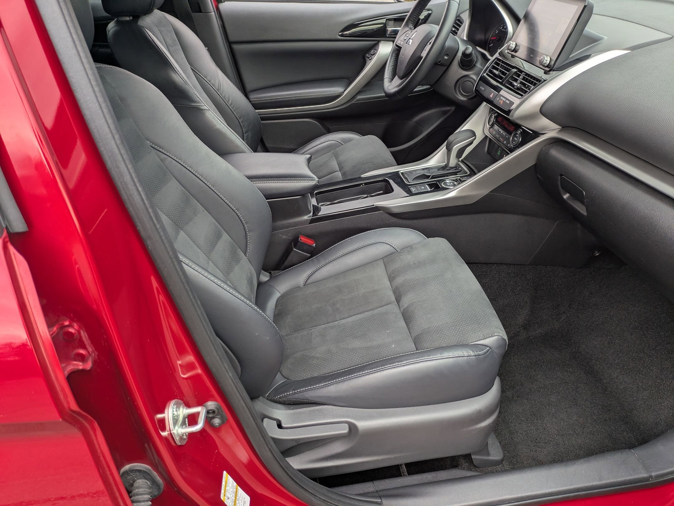 2023 Mitsubishi Eclipse Cross SE