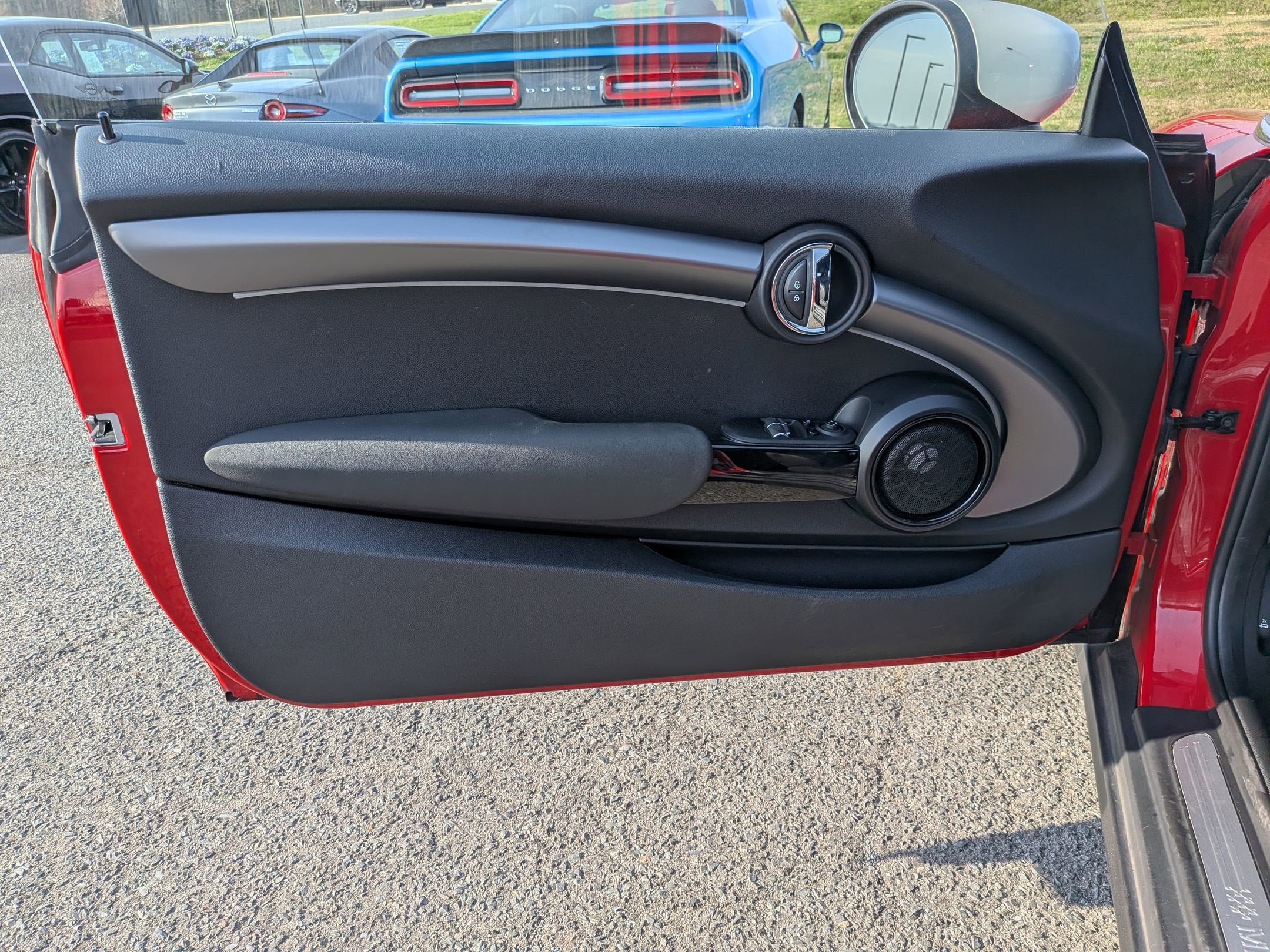 2023 MINI Hardtop 2 Door Cooper SE Signature