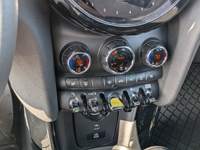 2023 MINI Hardtop 2 Door Cooper SE Signature