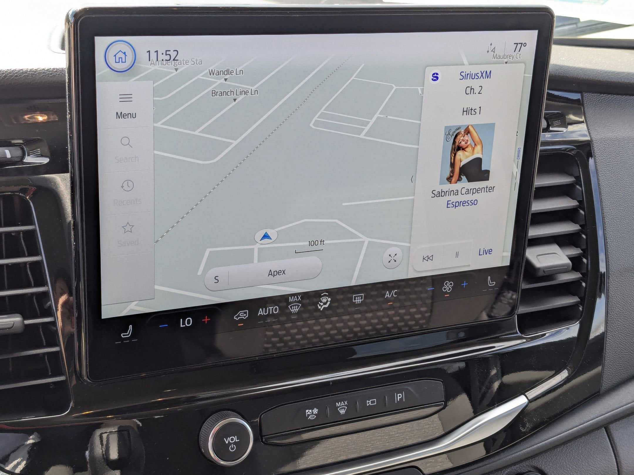 2026 Ford Transit Passenger Wagon XLT