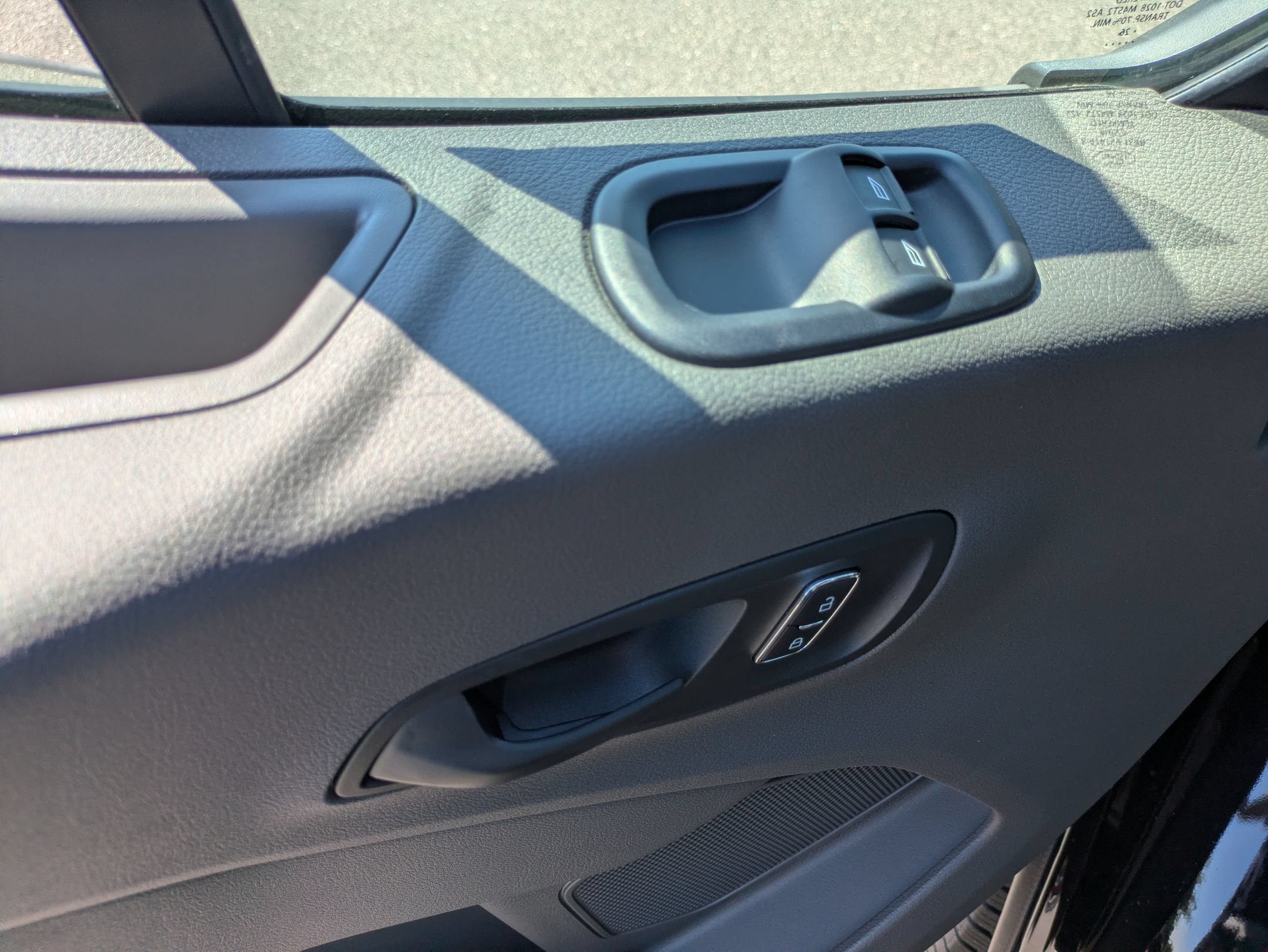 2026 Ford Transit Passenger Wagon XLT