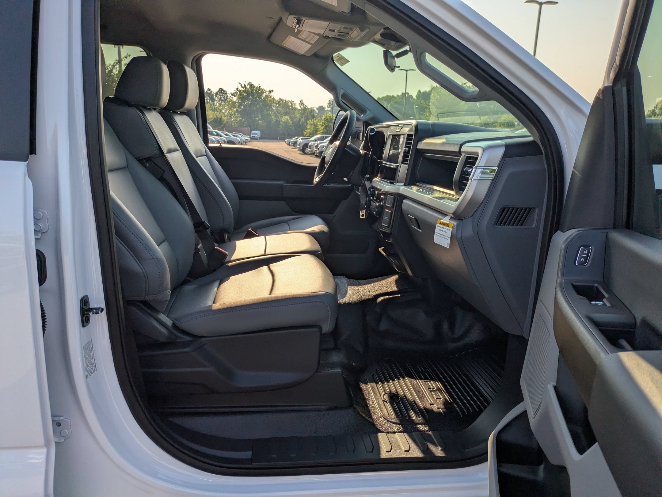 2026 Ford Super Duty F-550 DRW XL