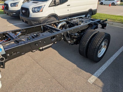 2026 Ford Super Duty F-550 DRW XL