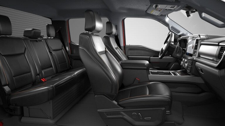 2026 Ford Super Duty F-550 DRW LARIAT