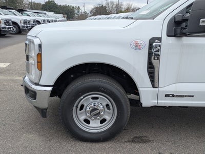 2025 Ford Super Duty F-350 SRW XL