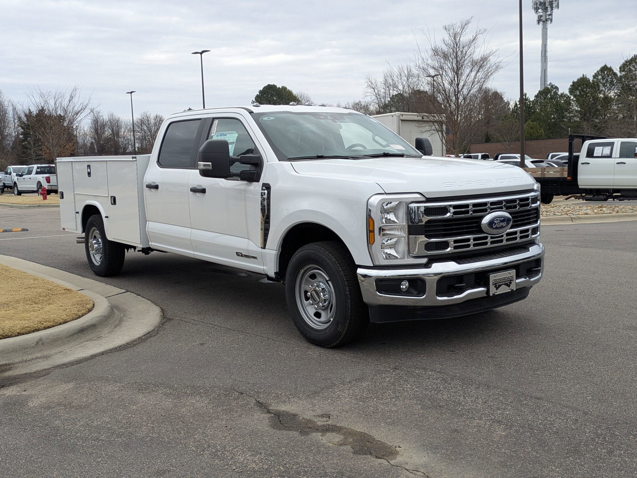 2025 Ford Super Duty F-350 SRW XL