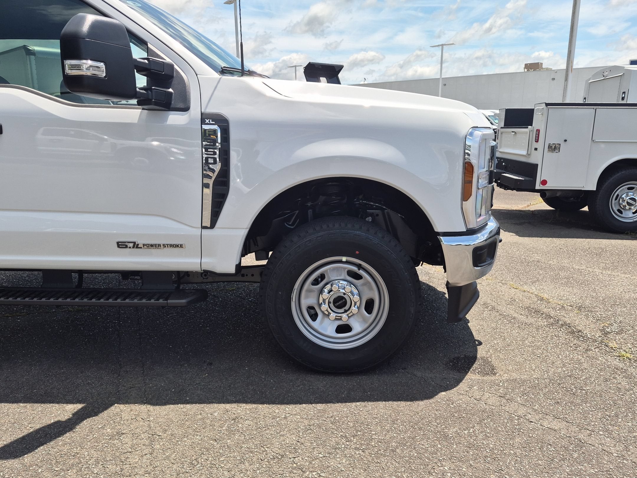 2026 Ford Super Duty F-350 SRW XL