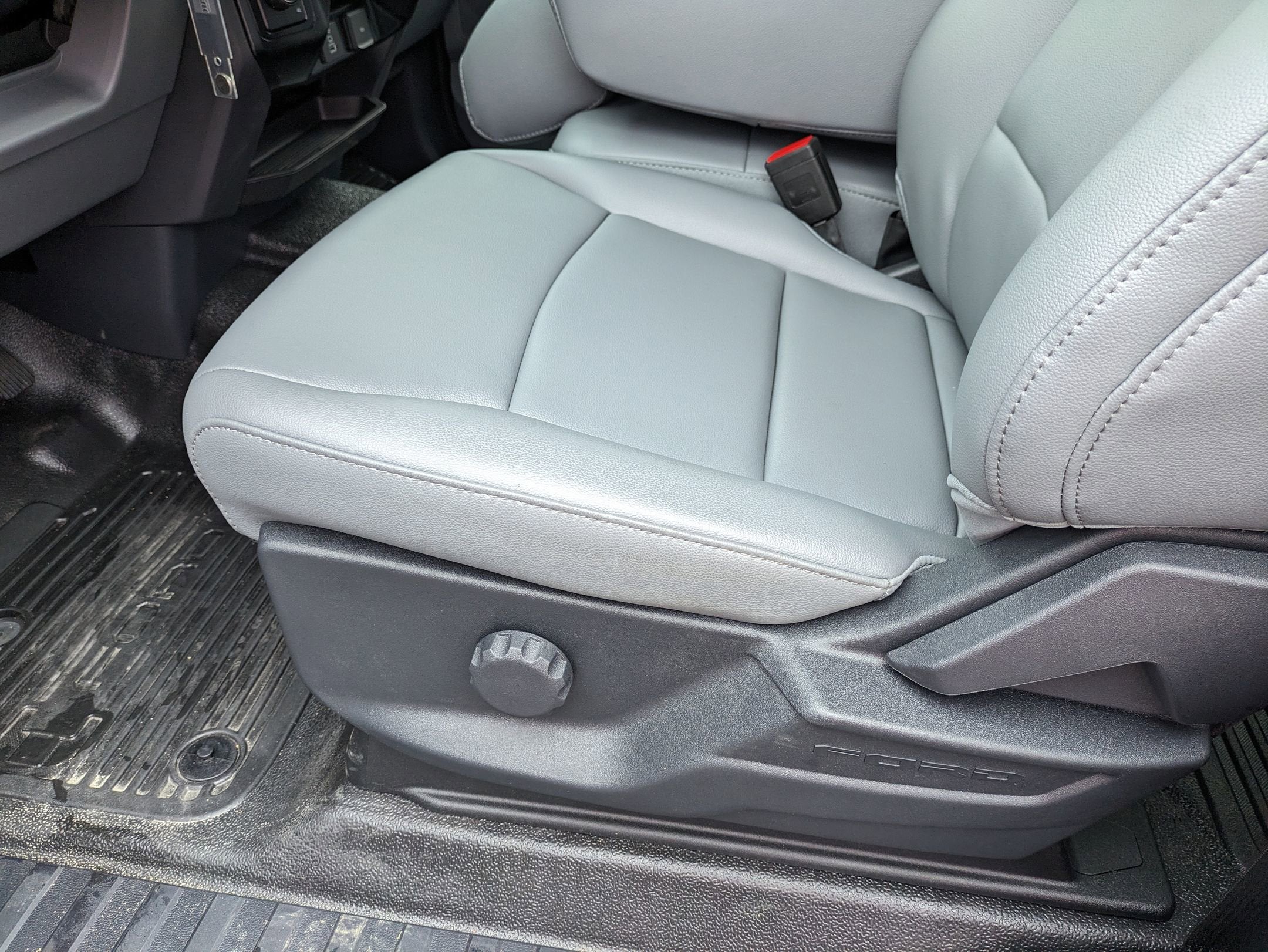 2025 Ford Super Duty F-350 DRW XL