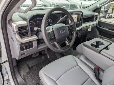 2025 Ford Super Duty F-350 DRW XL