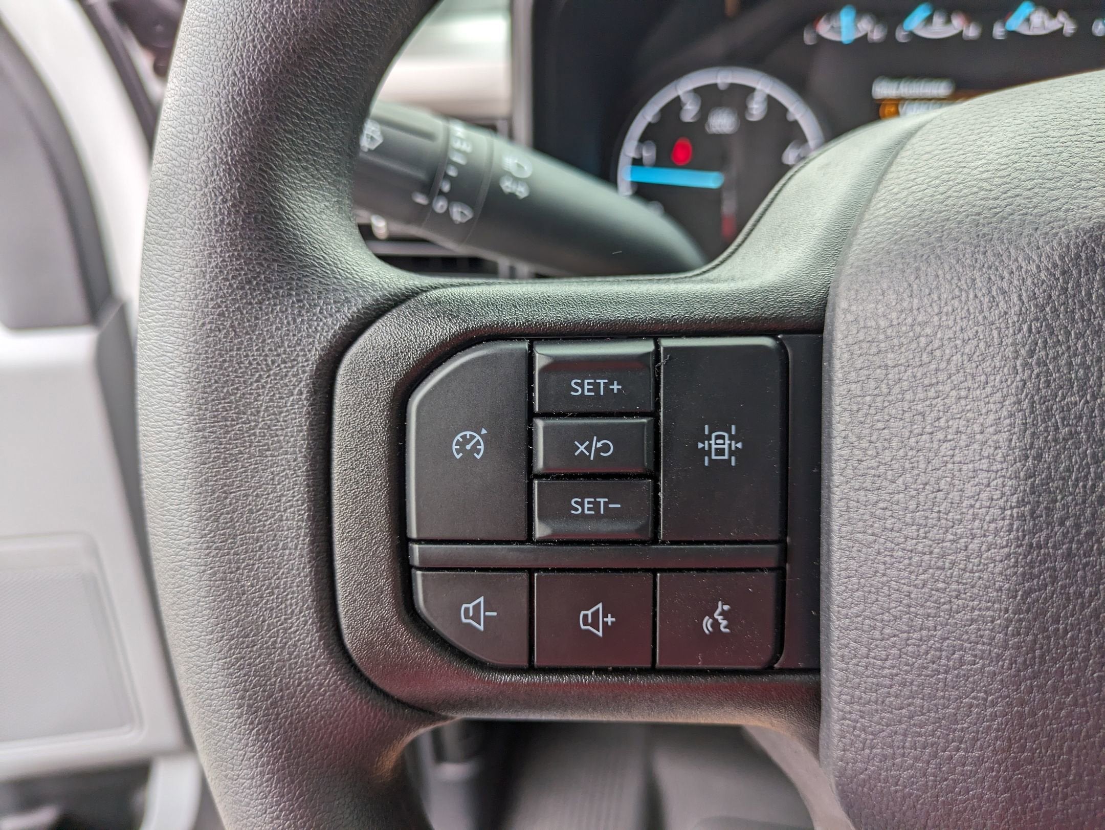 2025 Ford Super Duty F-350 DRW XL