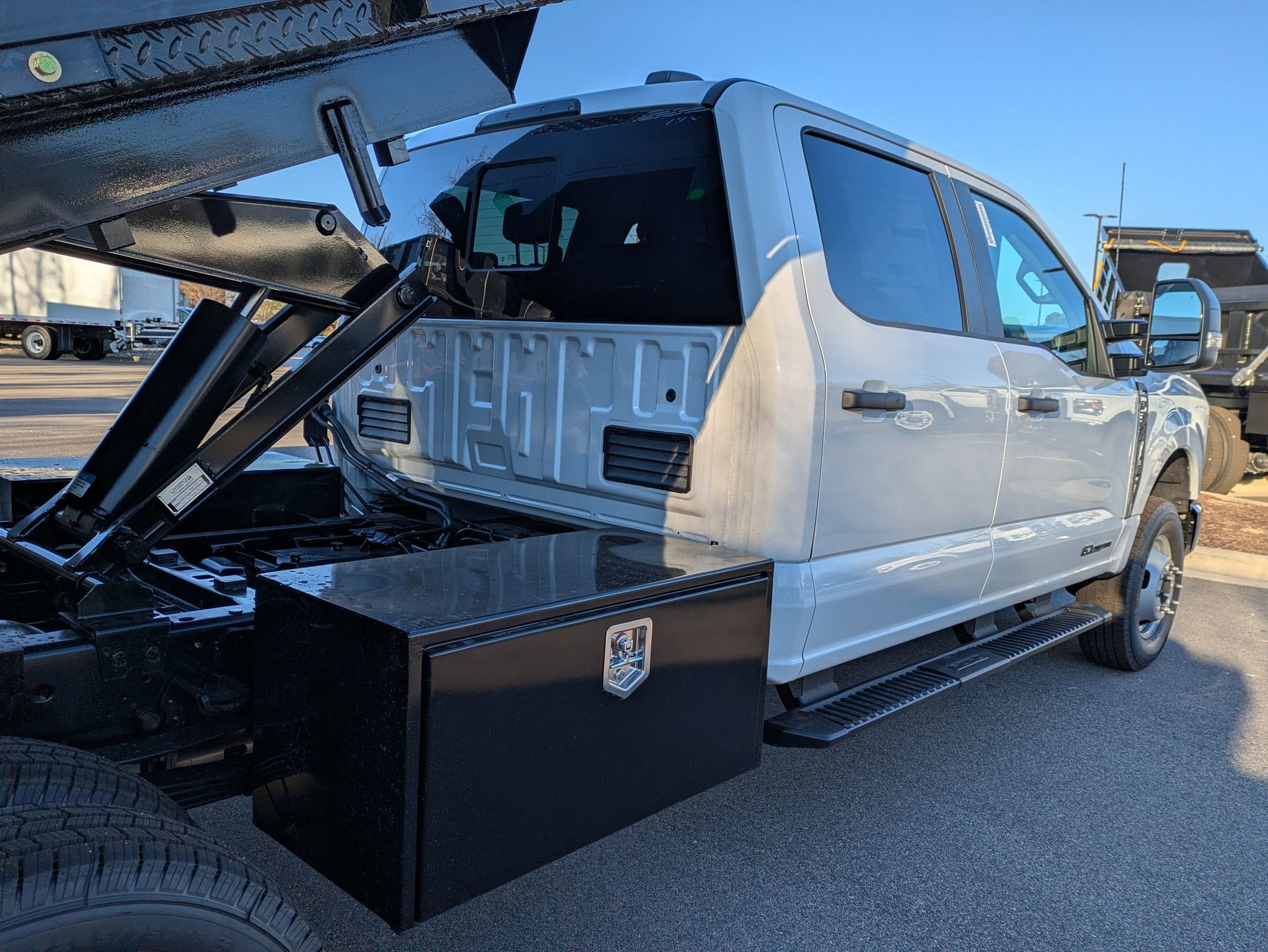 2026 Ford Super Duty F-350 DRW XL