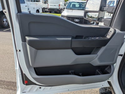 2025 Ford Super Duty F-350 DRW XL