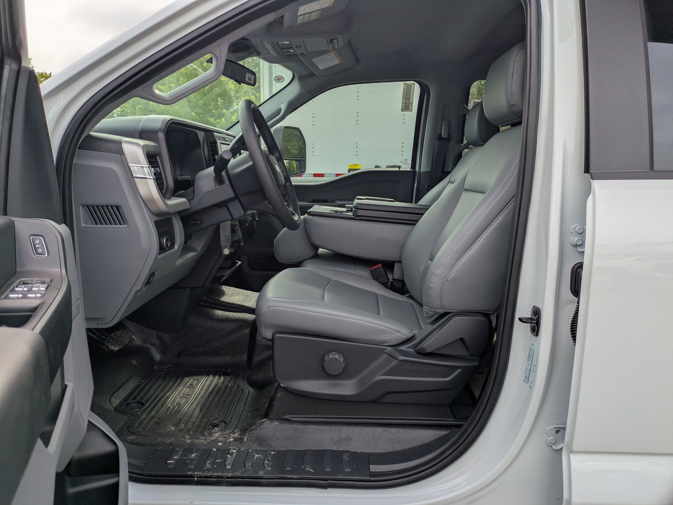2026 Ford Super Duty F-450 DRW XL
