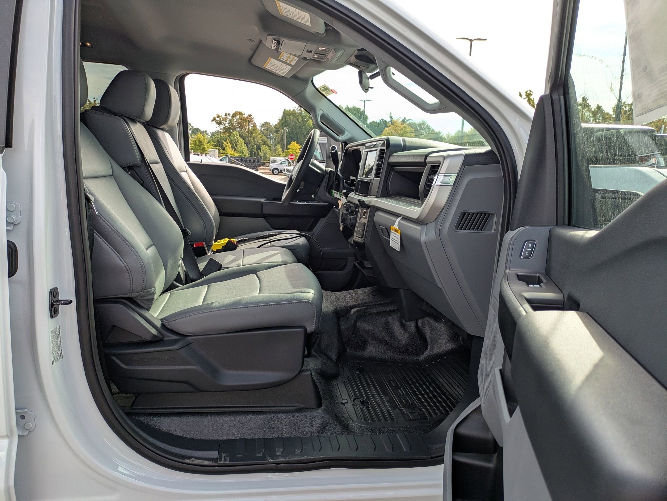 2025 Ford Super Duty F-450 DRW XL