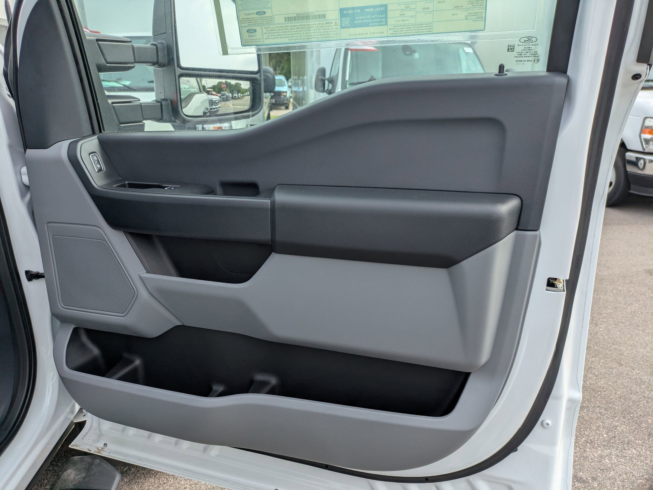 2026 Ford Super Duty F-600 DRW XL