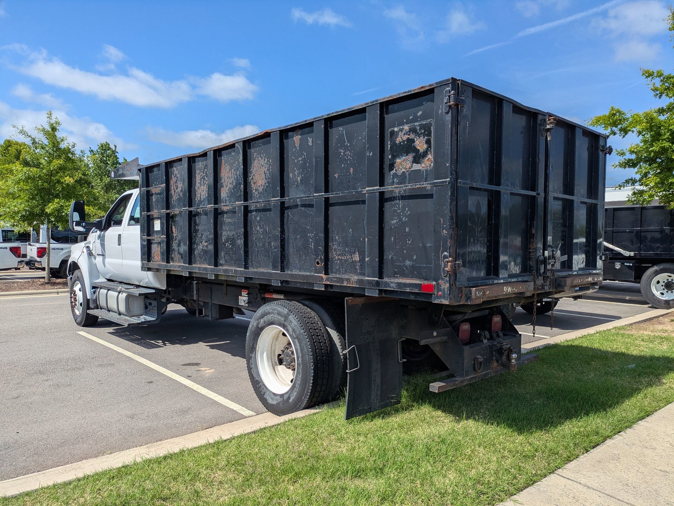 2017 Ford F-750SD Base