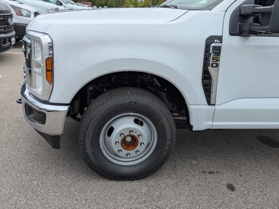 2026 Ford Super Duty F-350 DRW XL