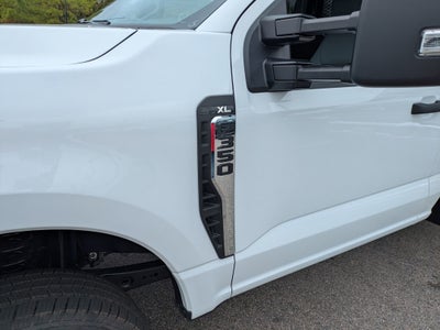 2026 Ford Super Duty F-350 DRW XL