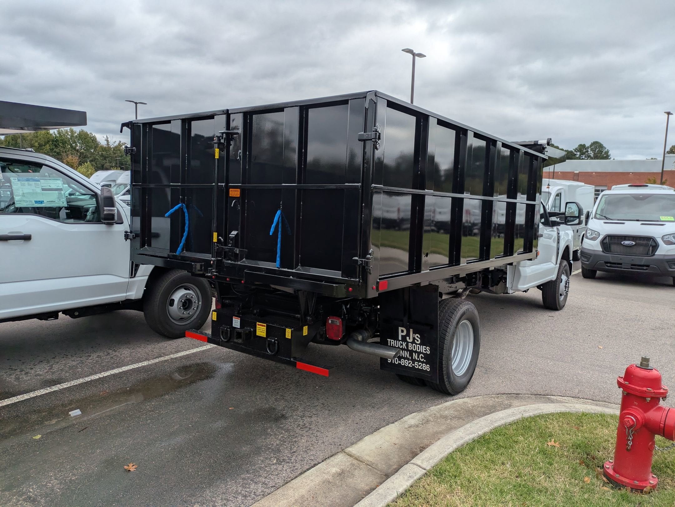 2026 Ford Super Duty F-350 DRW XL