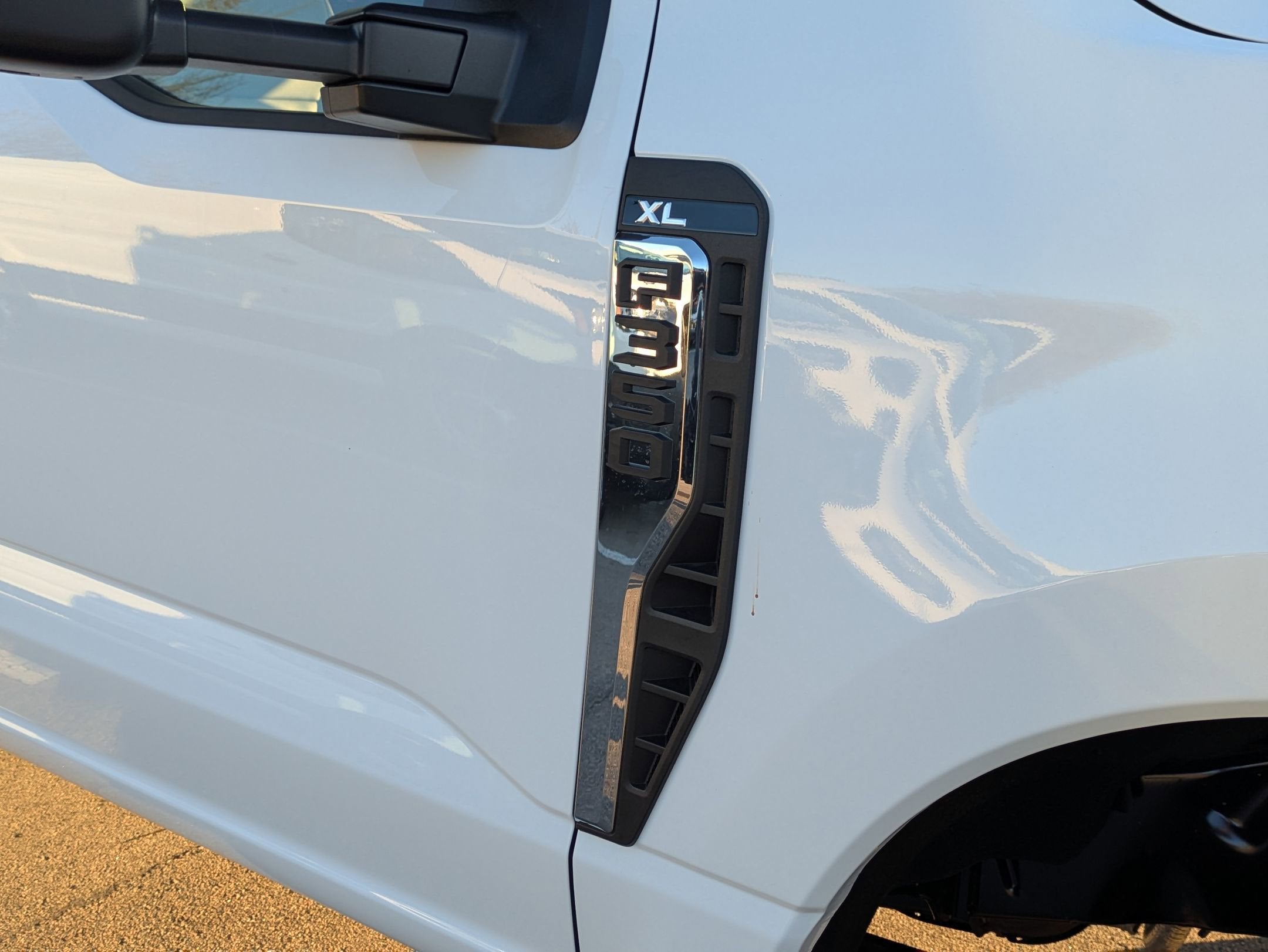 2026 Ford Super Duty F-350 DRW XL