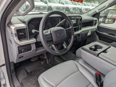 2025 Ford Super Duty F-550 DRW XL