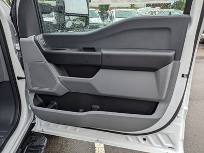 2025 Ford Super Duty F-550 DRW XL