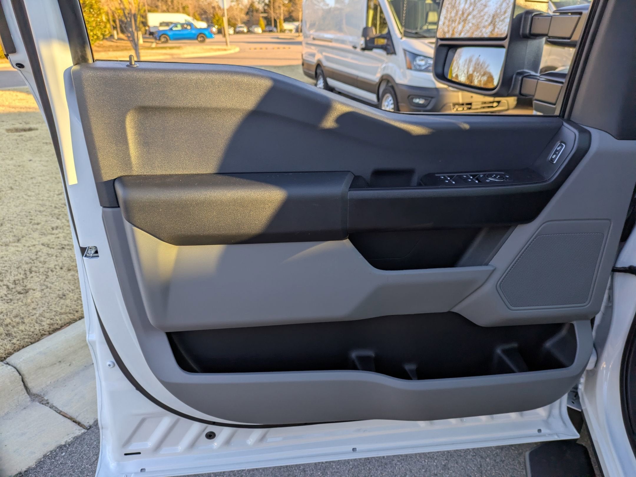 2026 Ford Super Duty F-550 DRW XL