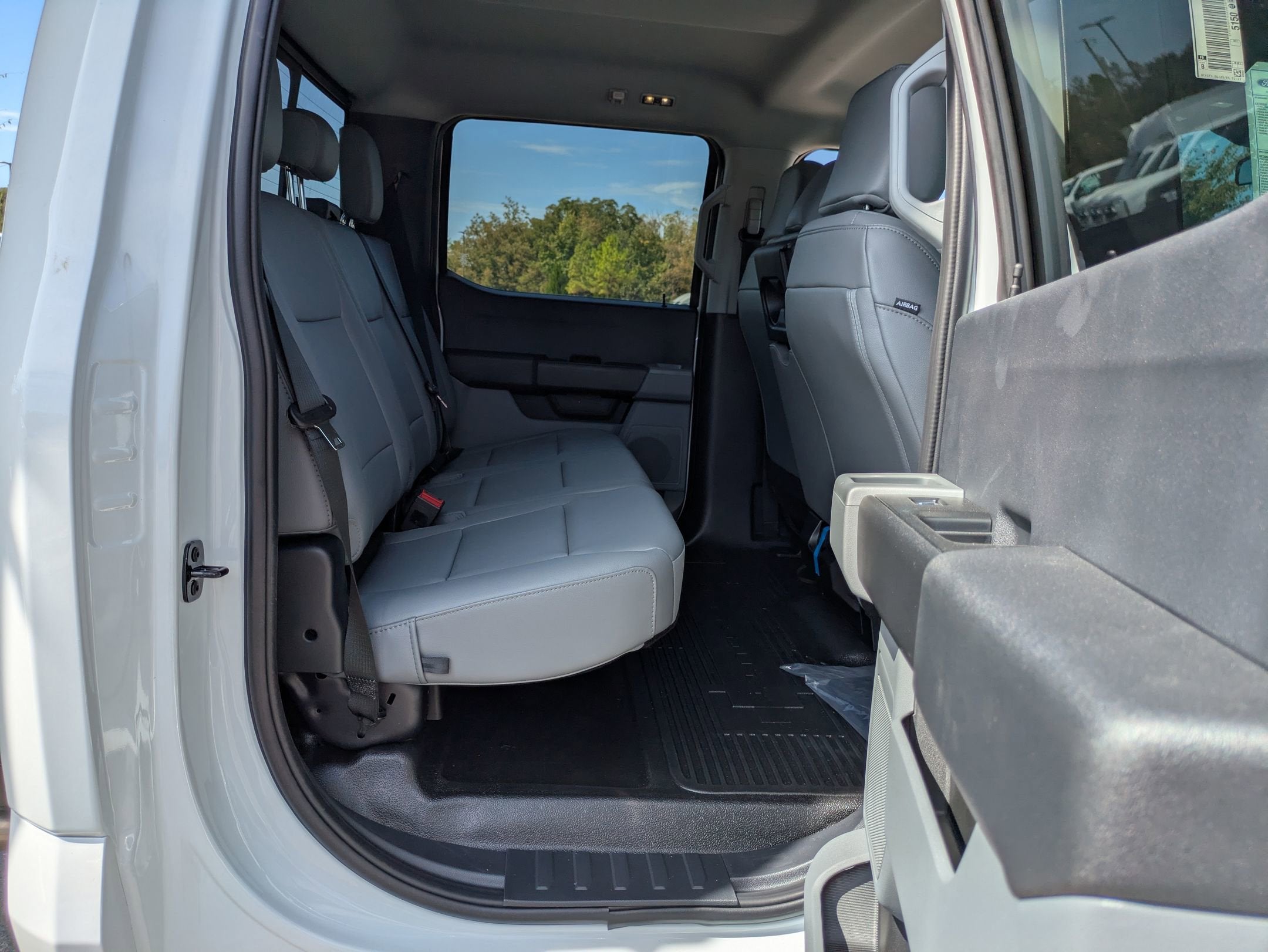 2025 Ford Super Duty F-550 DRW XL