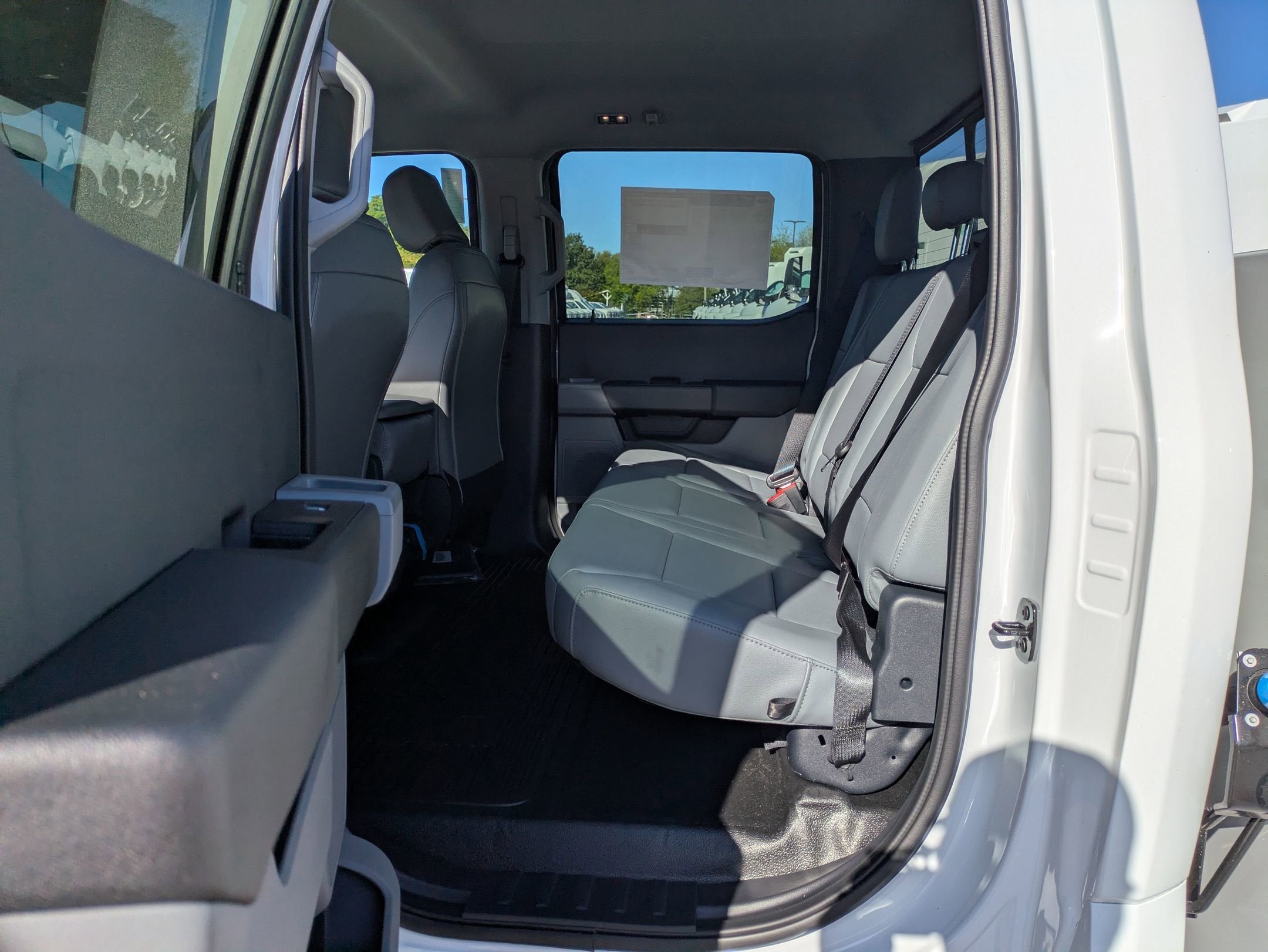 2026 Ford Super Duty F-550 DRW XL