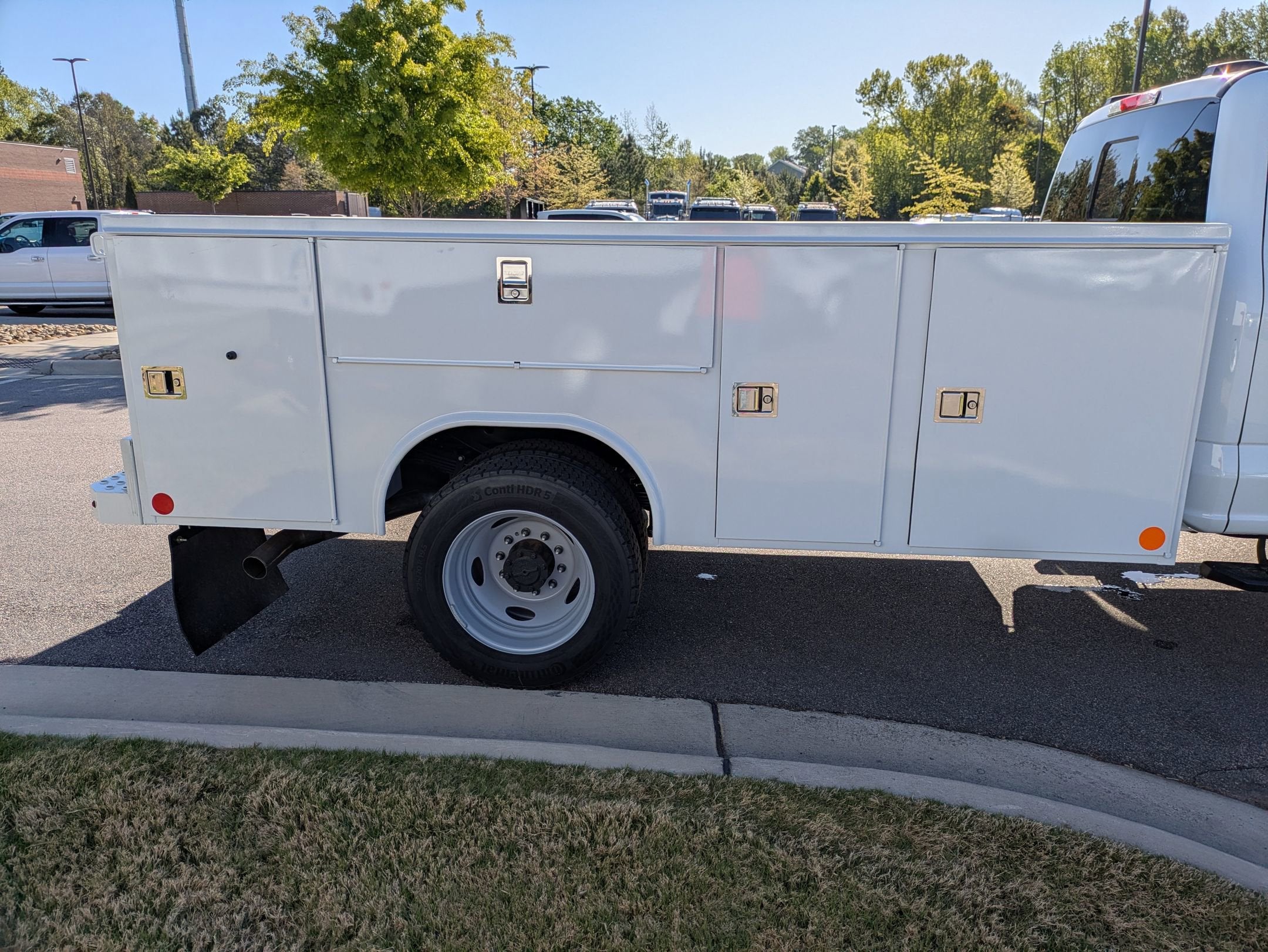 2026 Ford Super Duty F-550 DRW XL
