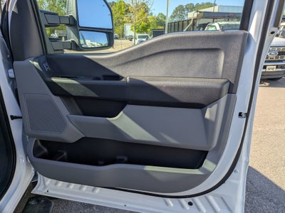 2026 Ford Super Duty F-550 DRW XL