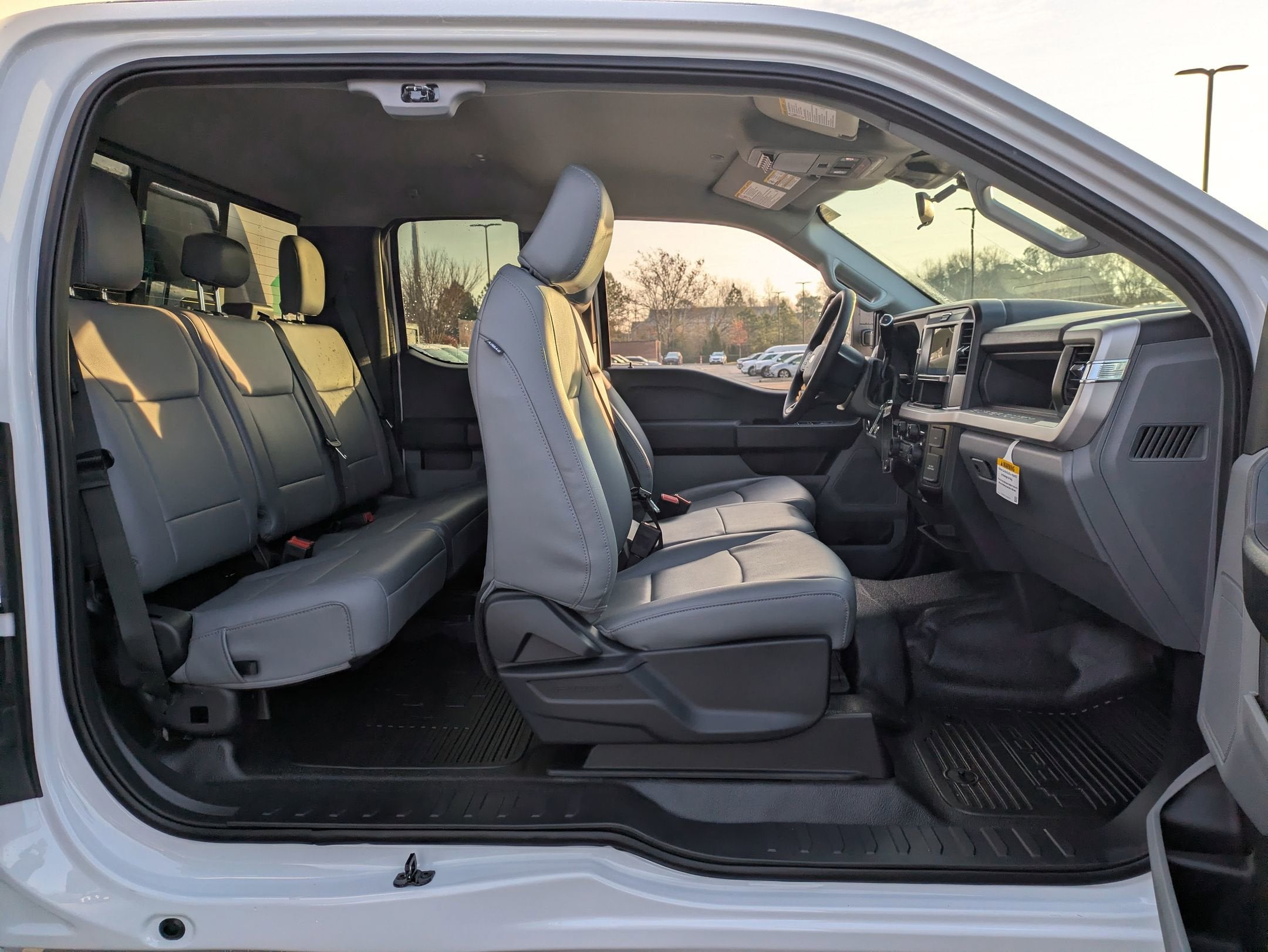 2026 Ford Super Duty F-550 DRW XL