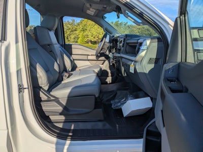 2026 Ford Super Duty F-550 DRW XL
