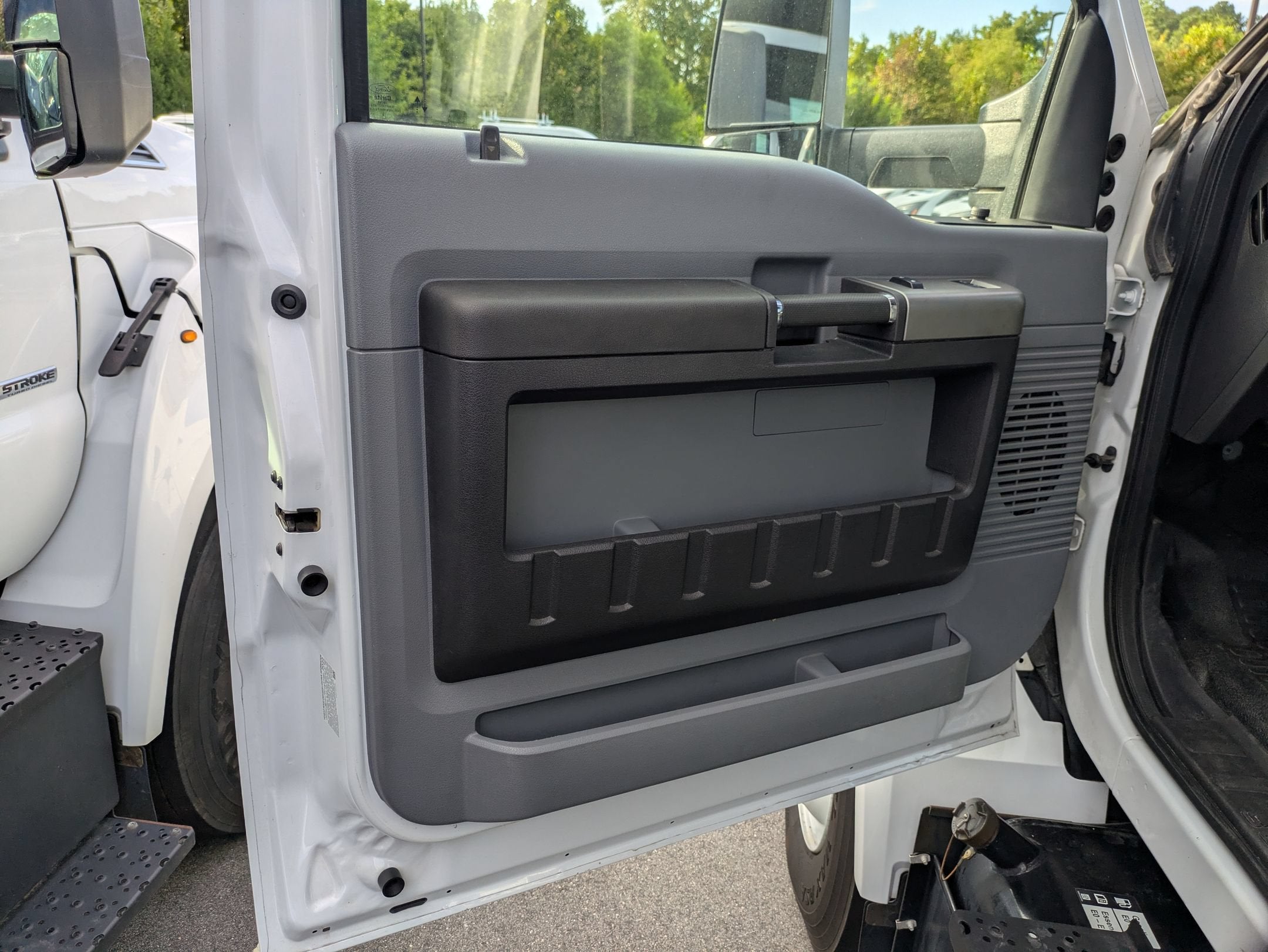 2026 Ford Super Duty F-550 DRW XL