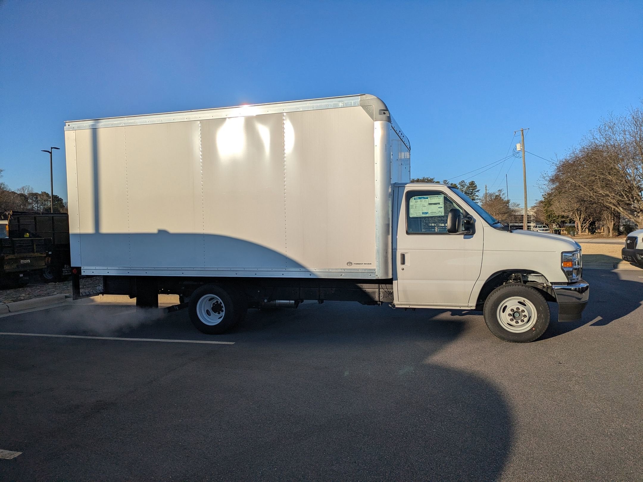 2026 Ford E-Series Cutaway Base