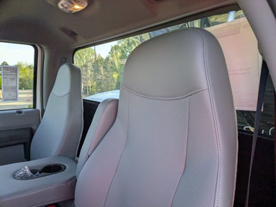 2027 Ford F-750SD Base