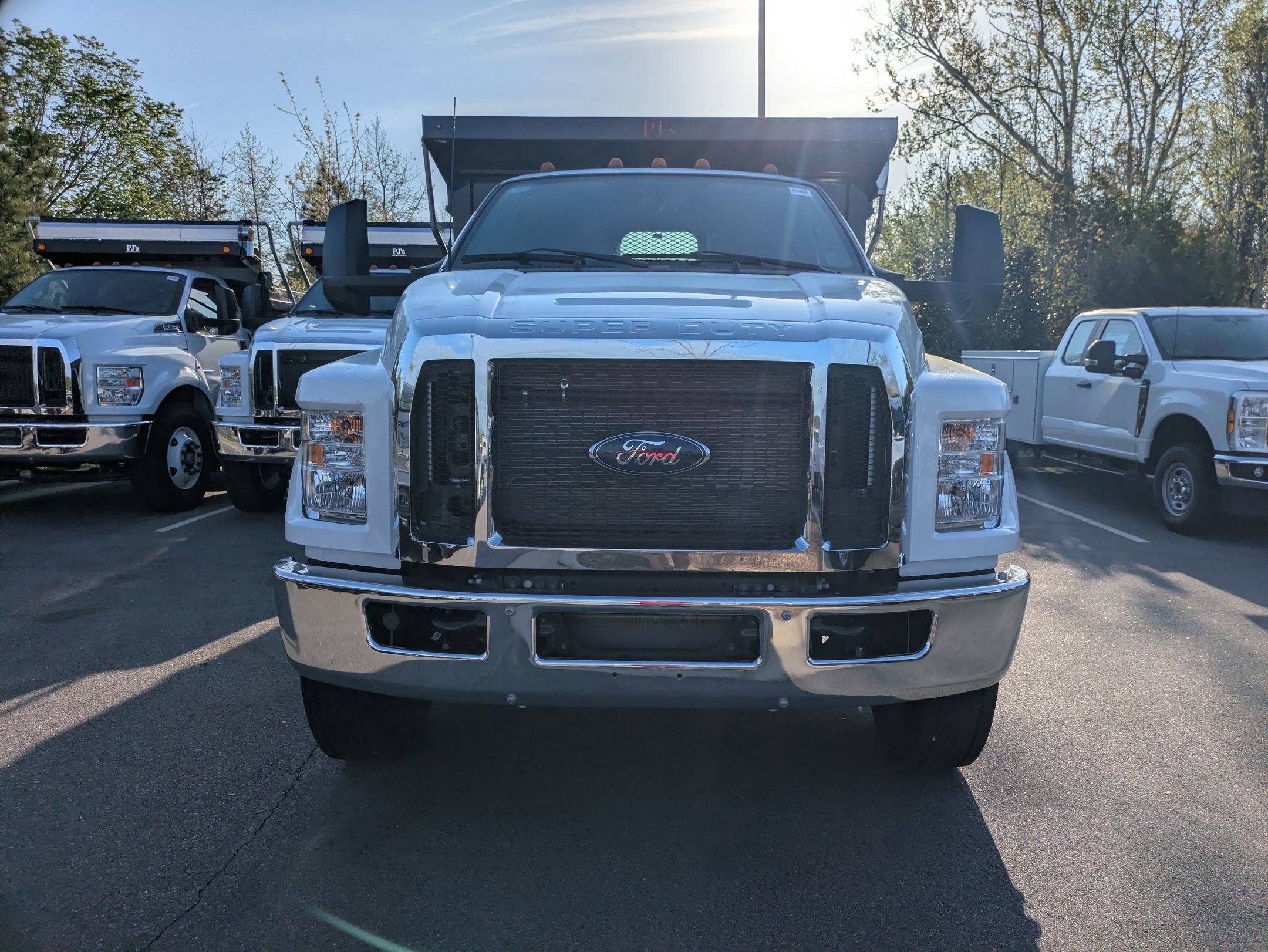 2027 Ford F-750SD Base