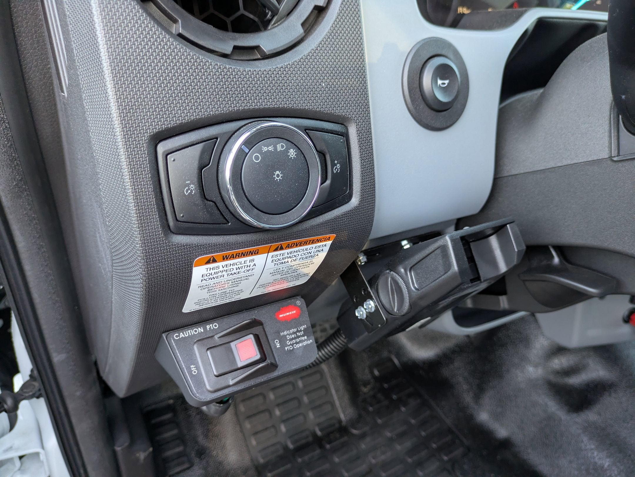 2026 Ford F-750SD Base