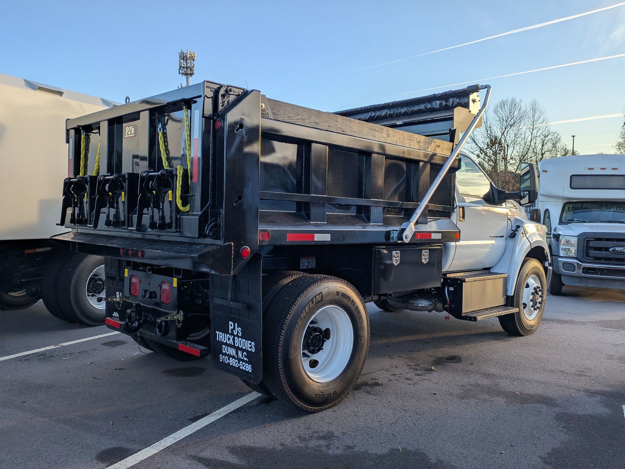 2026 Ford F-750SD Base
