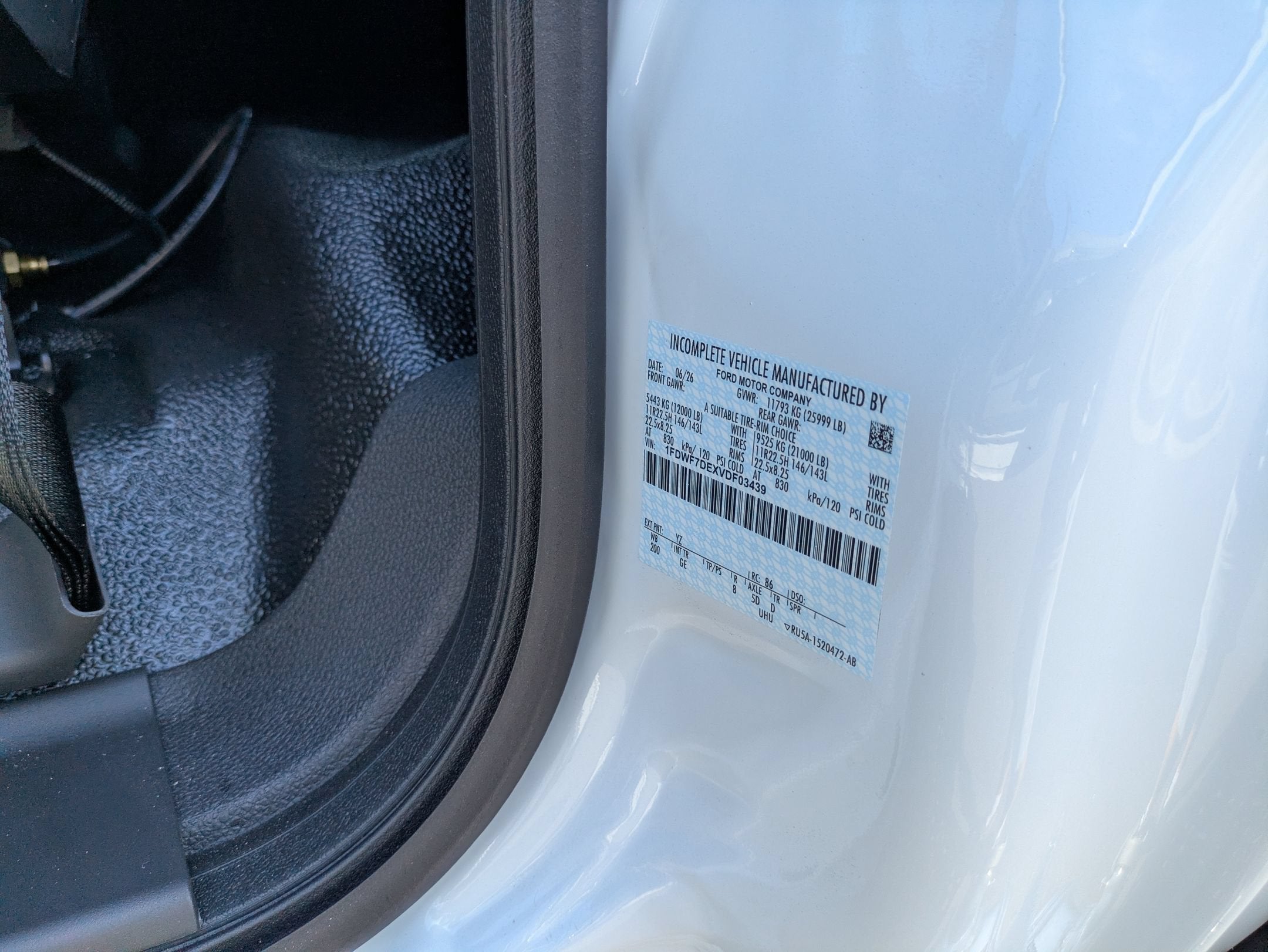 2027 Ford F-750SD Base